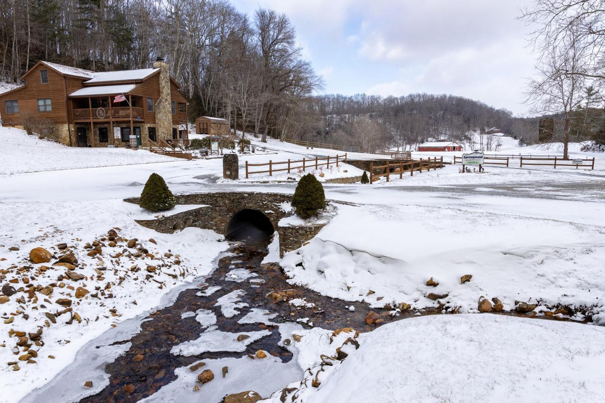 Springmaid Mountain Villa Spruce Pine Bagian luar foto